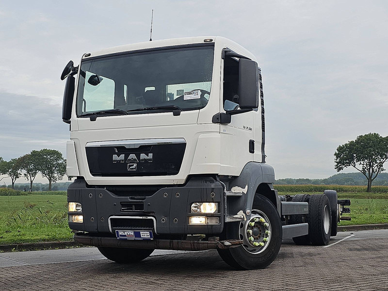 MAN 26.360 TGS - משאית עם שלדת תא: תמונה 1 MAN 26.360 TGS - משאית עם שלדת תא: תמונה 1