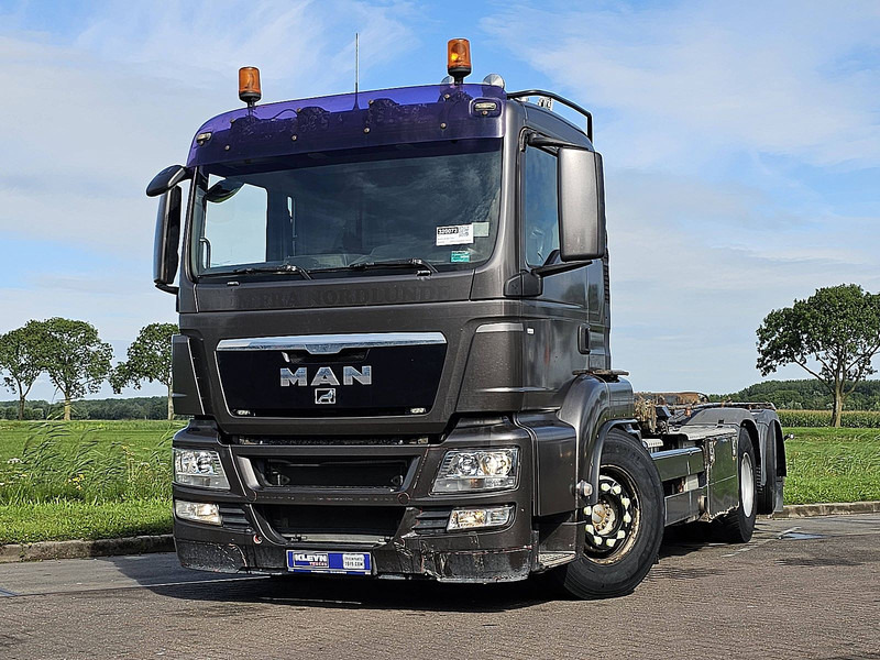 MAN 26.400 TGS 6X2 LL STEERAXLE - משאית עם שלדת תא: תמונה 1 MAN 26.400 TGS 6X2 LL STEERAXLE - משאית עם שלדת תא: תמונה 1