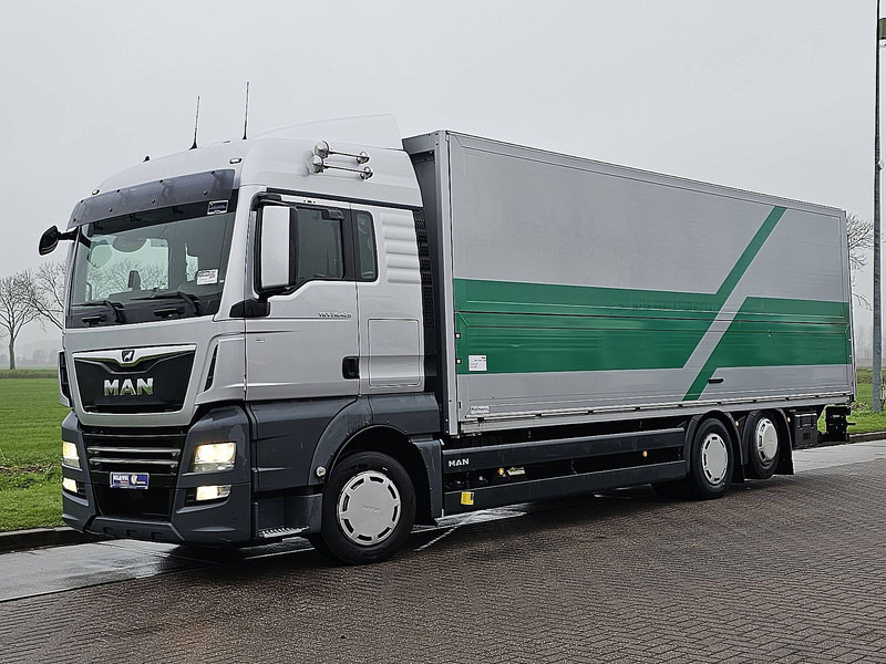 MAN 26.420 TGX - משאית תיבה: תמונה 2 MAN 26.420 TGX - משאית תיבה: תמונה 2