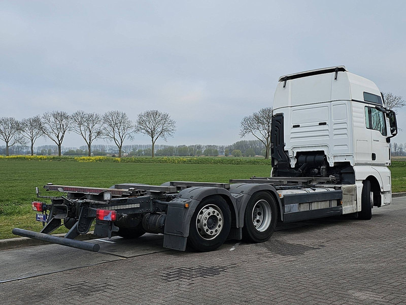 MAN 26.580 TGX XXL 6X2-4 STEER AXLE - מוביל מכולות/ משאית החלפת גוף: תמונה 3 MAN 26.580 TGX XXL 6X2-4 STEER AXLE - מוביל מכולות/ משאית החלפת גוף: תמונה 3