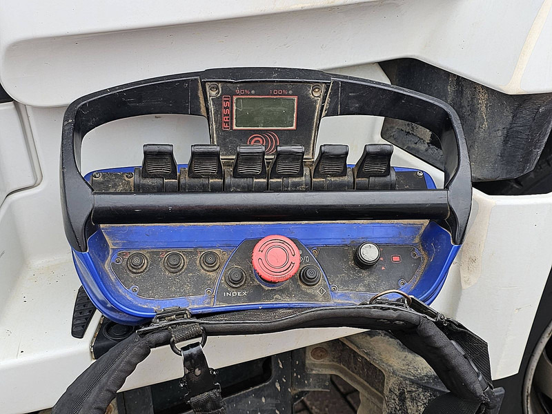 מזהיר, משאית מנוף Mercedes-Benz AROCS 3243 FASSI F175A023: תמונה 14 מזהיר, משאית מנוף Mercedes-Benz AROCS 3243 FASSI F175A023: תמונה 14