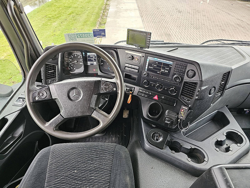 מזהיר, משאית מנוף Mercedes-Benz AROCS 3243 FASSI F175A023: תמונה 8 מזהיר, משאית מנוף Mercedes-Benz AROCS 3243 FASSI F175A023: תמונה 8