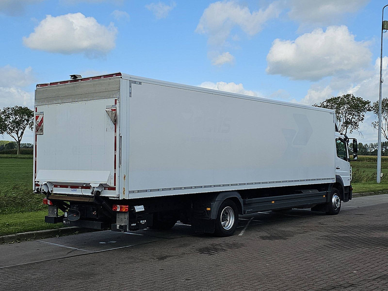 Mercedes-Benz ATEGO 1224 8.7M BOX LIFT AIRCO - משאית תיבה: תמונה 3 Mercedes-Benz ATEGO 1224 8.7M BOX LIFT AIRCO - משאית תיבה: תמונה 3