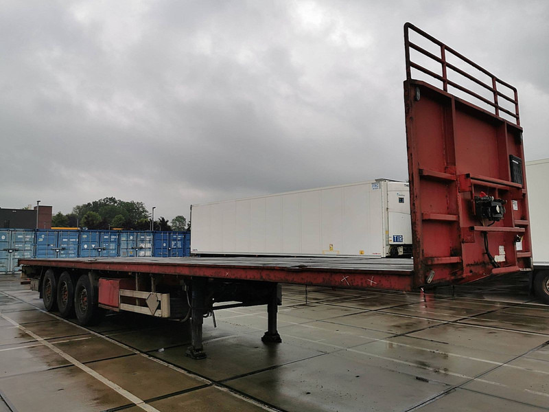 Pacton T3-001 8 TWISTLOCKS 20-40FT - סמיטריילר צד נופל/ שטוח: תמונה 3 Pacton T3-001 8 TWISTLOCKS 20-40FT - סמיטריילר צד נופל/ שטוח: תמונה 3