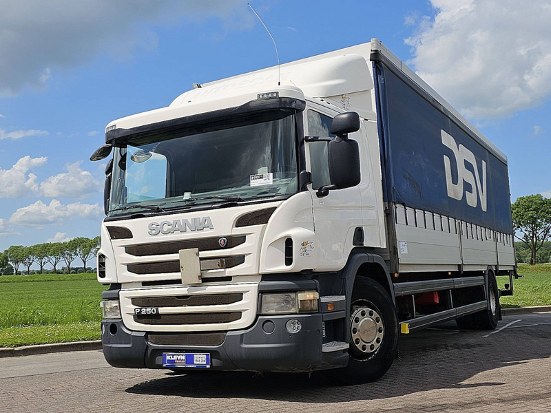 Scania P250 4X2 TAILLIFT - משאית וילונות צד: תמונה 1 Scania P250 4X2 TAILLIFT - משאית וילונות צד: תמונה 1