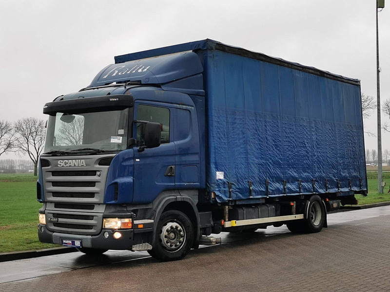 Scania R420 MANUAL RETARDER - משאית וילונות צד: תמונה 2 Scania R420 MANUAL RETARDER - משאית וילונות צד: תמונה 2