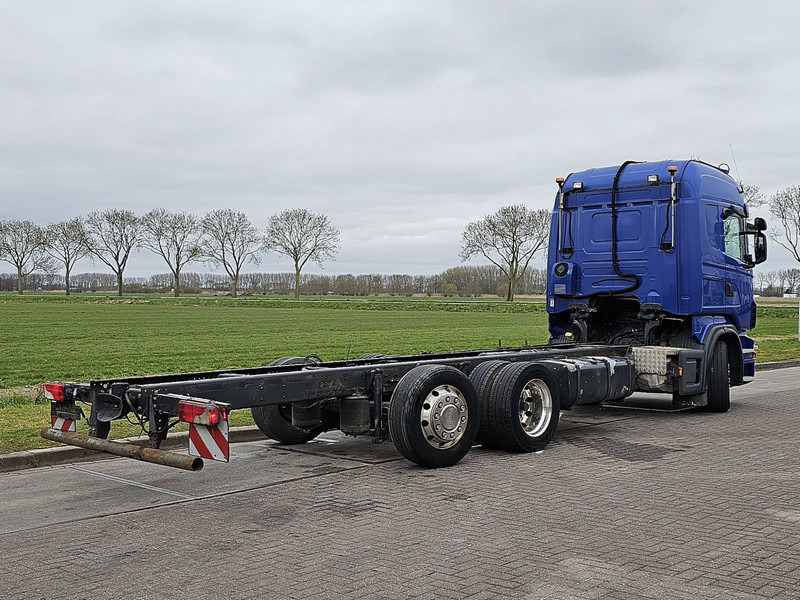 Scania R440 6X2*4 MANUAL RETARDE - משאית עם שלדת תא: תמונה 3 Scania R440 6X2*4 MANUAL RETARDE - משאית עם שלדת תא: תמונה 3