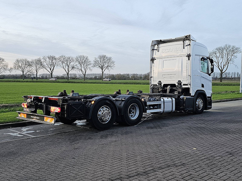 Scania R450 6X2*4 RETARDER - מוביל מכולות/ משאית החלפת גוף: תמונה 3 Scania R450 6X2*4 RETARDER - מוביל מכולות/ משאית החלפת גוף: תמונה 3