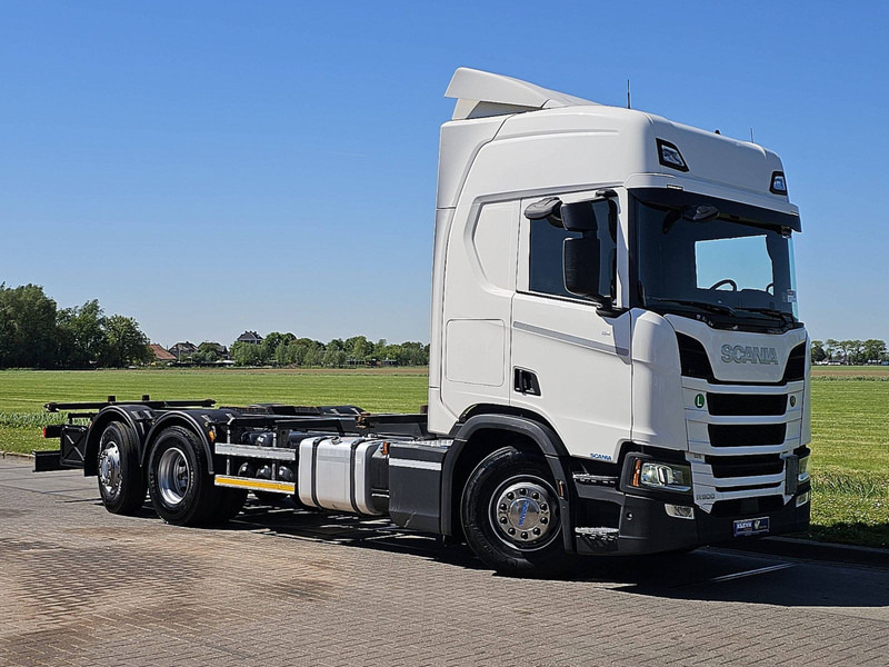 Scania R450 6x2*4 - מוביל מכולות/ משאית החלפת גוף: תמונה 5 Scania R450 6x2*4 - מוביל מכולות/ משאית החלפת גוף: תמונה 5