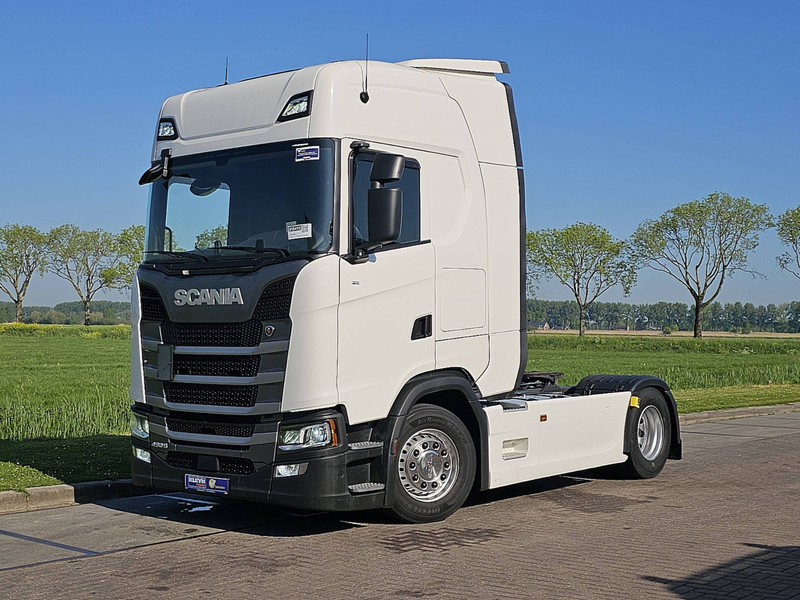 Scania S450 SKIRTS 2X TANK RETAR - יחידת טרקטור: תמונה 2 Scania S450 SKIRTS 2X TANK RETAR - יחידת טרקטור: תמונה 2