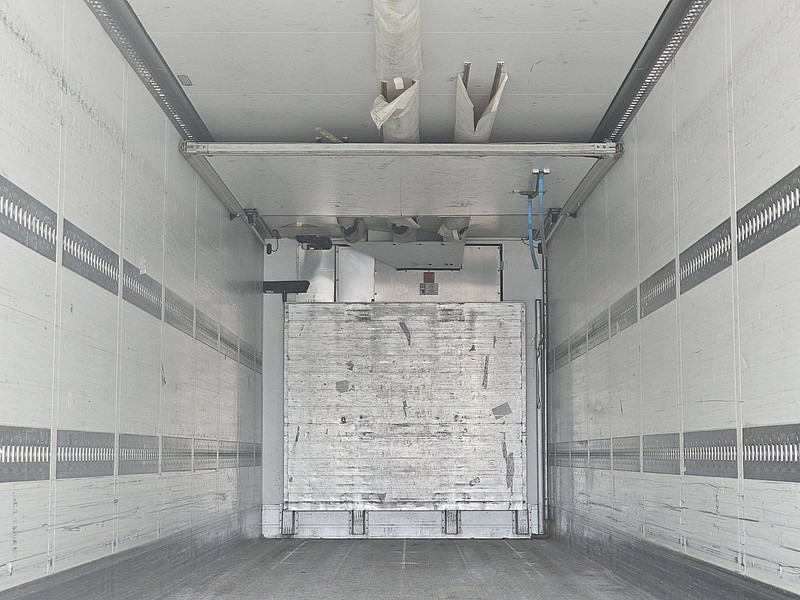 סמיטריילר עם קירור Schmitz Cargobull SKO 24 LADEBORDWAND: תמונה 9