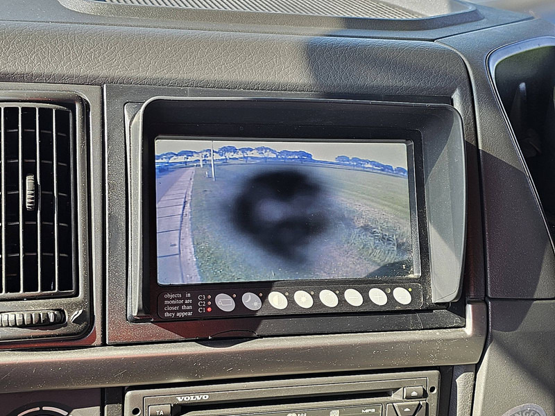 משאית תיבה Volvo FM 11.330 8X2 BÄR 2000KG LIFT: תמונה 20