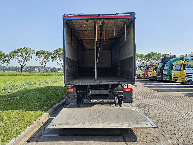 משאית תיבה Volvo FM 11.330 8X2 BÄR 2000KG LIFT: תמונה 14