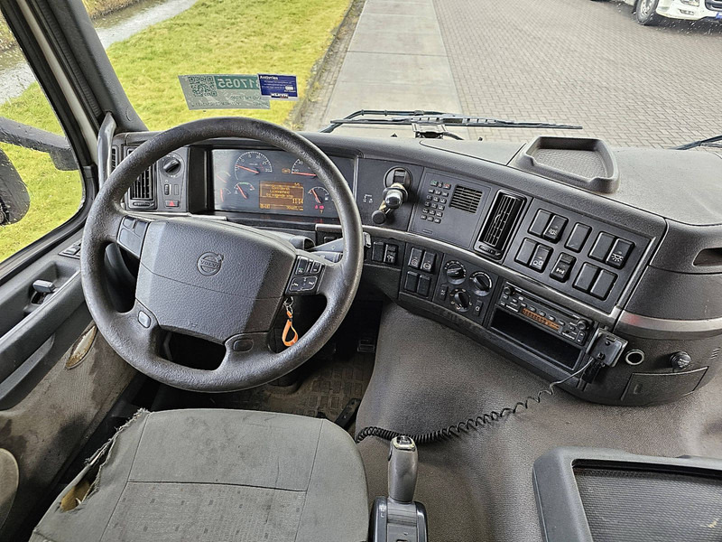 Interior photo 2: משאית מערכת כבלים Volvo FM 12.380 6X2 BOOGIE  NL-TRUCK