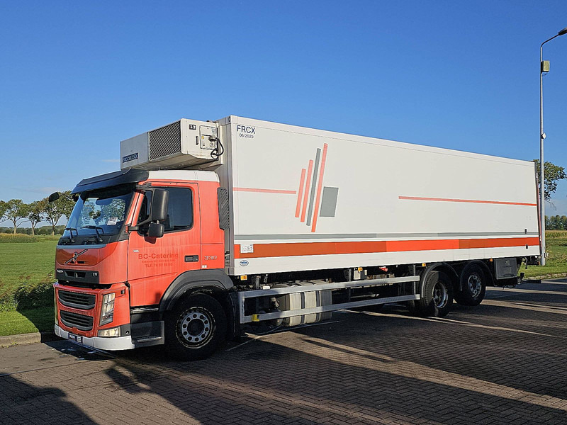 Volvo FM 330 6X2 FRIGOBL. LIFT - משאית קירור: תמונה 2 Volvo FM 330 6X2 FRIGOBL. LIFT - משאית קירור: תמונה 2