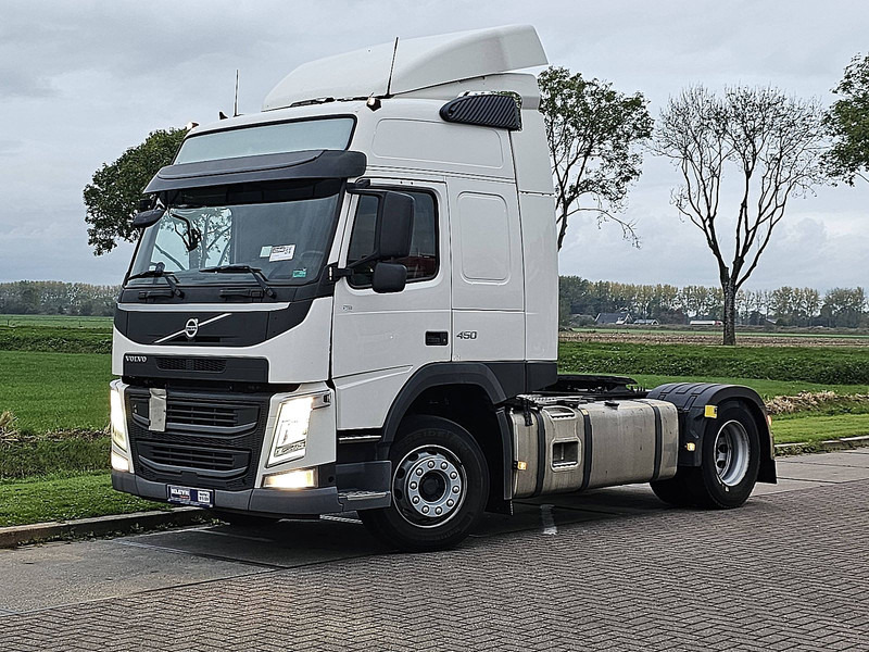 Volvo FM 450 GLOBETROTTER ADR - יחידת טרקטור: תמונה 2 Volvo FM 450 GLOBETROTTER ADR - יחידת טרקטור: תמונה 2