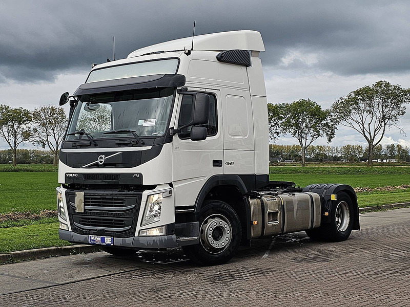 Volvo FM 450 GLOBETROTTER ADR - יחידת טרקטור: תמונה 2 Volvo FM 450 GLOBETROTTER ADR - יחידת טרקטור: תמונה 2