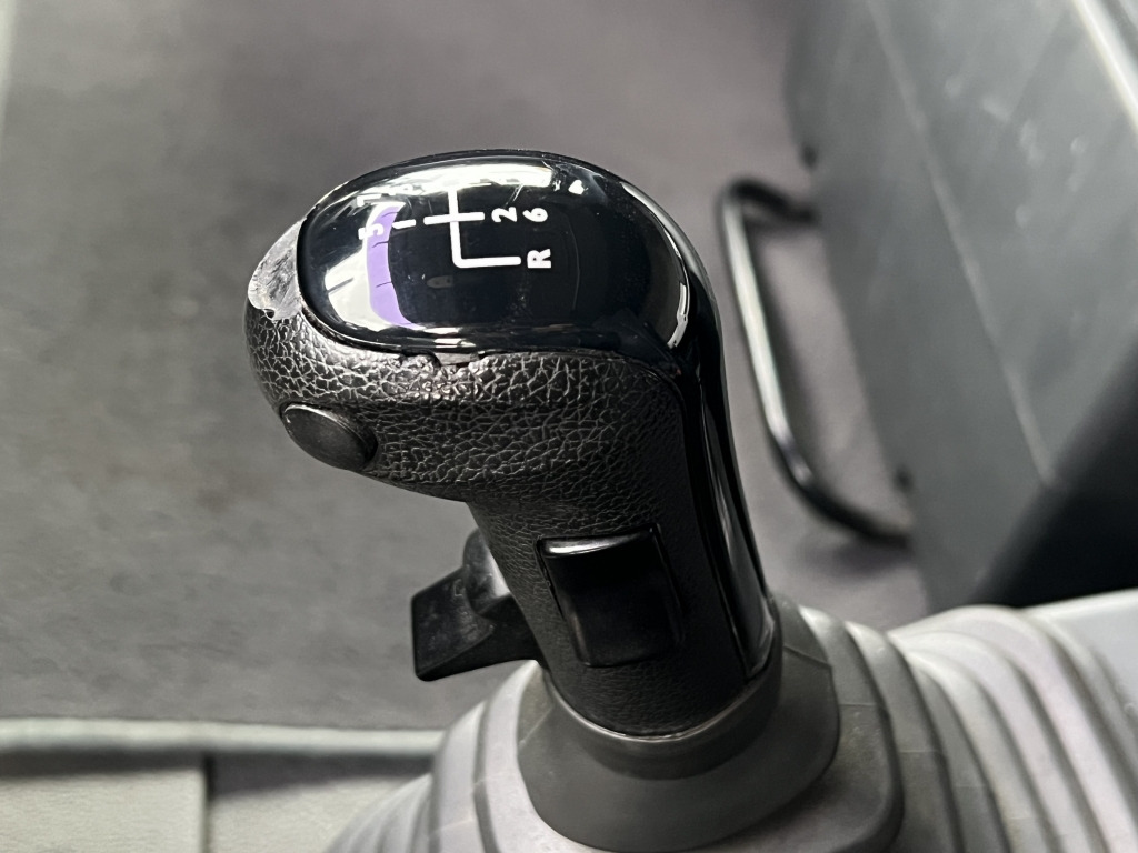 MAN TGA 26.440 6x2 LL Retarder Kran Palfinger 20002 - משאית וילונות צד, משאית מנוף: תמונה 3 MAN TGA 26.440 6x2 LL Retarder Kran Palfinger 20002 - משאית וילונות צד, משאית מנוף: תמונה 3