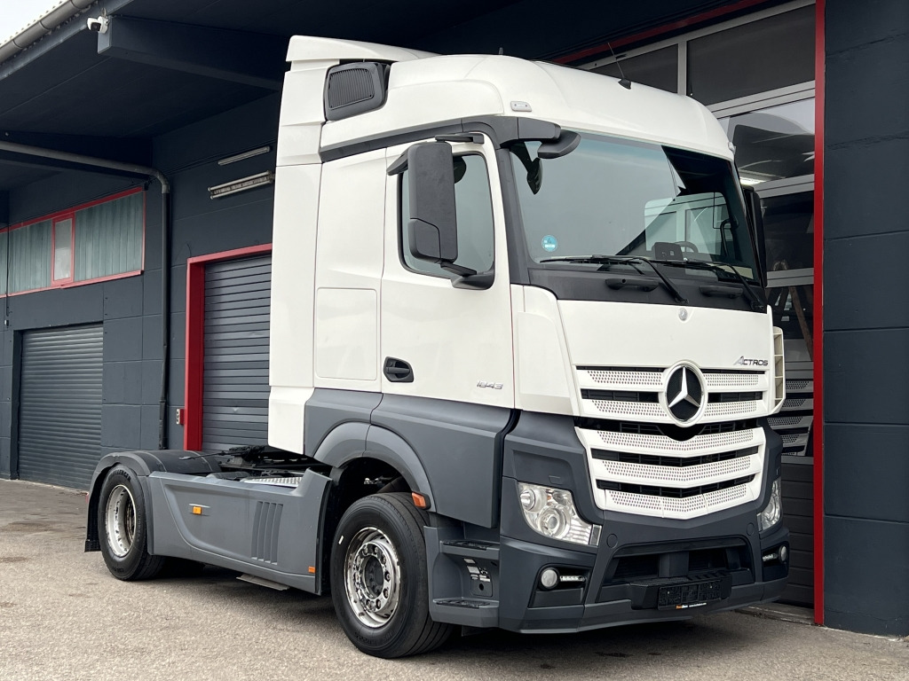 Mercedes-Benz Actros 1843 Klima Retarder ACC-Abstandstempomat - יחידת טרקטור: תמונה 1 Mercedes-Benz Actros 1843 Klima Retarder ACC-Abstandstempomat - יחידת טרקטור: תמונה 1