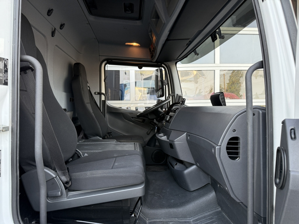 Mercedes-Benz Atego 918 ThermoKingV-500Max 4,2mKoff Rohrbahnen - כלי רכב מסחרי לקירור: תמונה 3 Mercedes-Benz Atego 918 ThermoKingV-500Max 4,2mKoff Rohrbahnen - כלי רכב מסחרי לקירור: תמונה 3