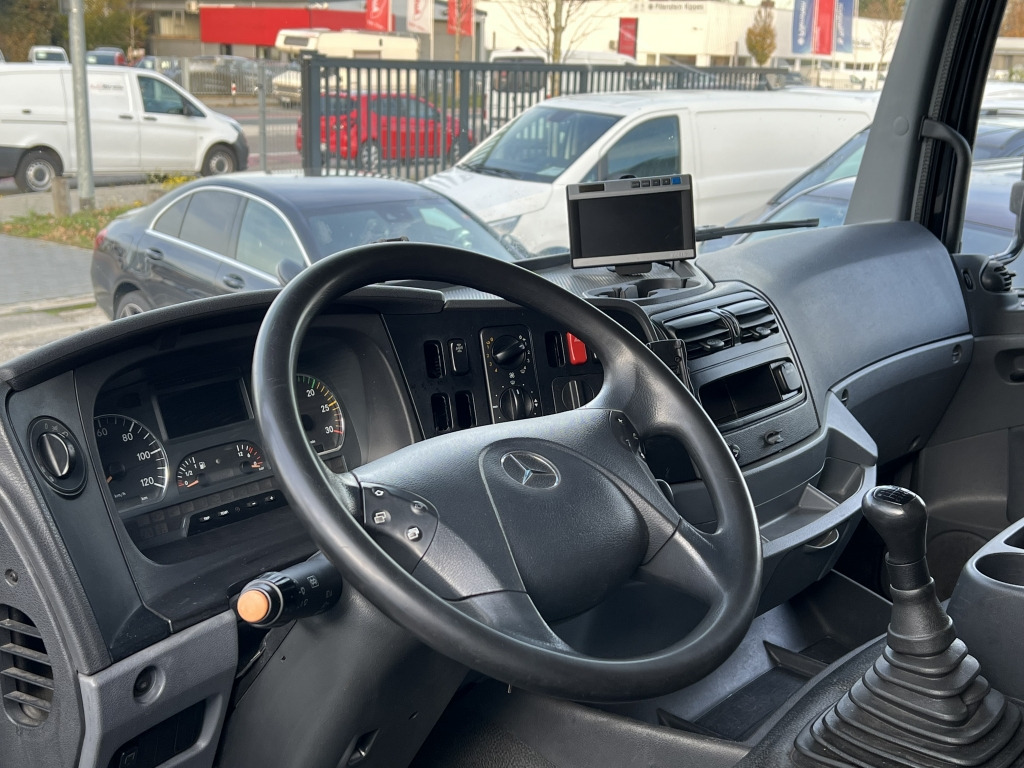 Mercedes-Benz Axor 1833 7m Koffer 2x Schwenkwand LBW Or.382'km - משאית משקאות: תמונה 4 Mercedes-Benz Axor 1833 7m Koffer 2x Schwenkwand LBW Or.382'km - משאית משקאות: תמונה 4