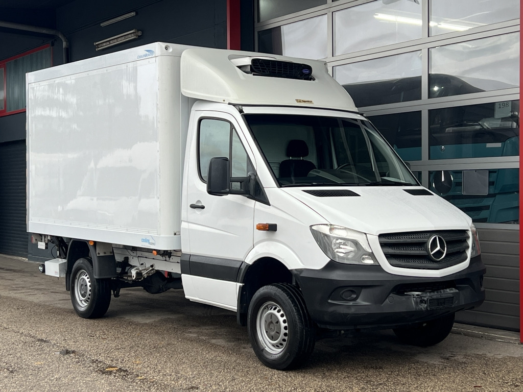 Mercedes-Benz Sprinter 316 CDI 4x4 3,4m CarrierViento Tiefkühl - כלי רכב מסחרי לקירור: תמונה 1 Mercedes-Benz Sprinter 316 CDI 4x4 3,4m CarrierViento Tiefkühl - כלי רכב מסחרי לקירור: תמונה 1