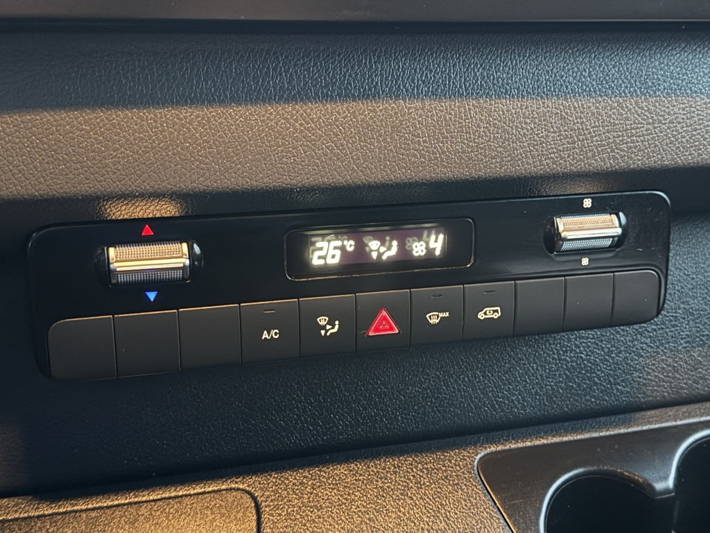 Mercedes-Benz Sprinter 319 CDI V6 DOKA Klima Luftfederung AHK - כלי רכב מסחרי עם וילונות צד, כלי רכב מסחרי קומבי: תמונה 3 Mercedes-Benz Sprinter 319 CDI V6 DOKA Klima Luftfederung AHK - כלי רכב מסחרי עם וילונות צד, כלי רכב מסחרי קומבי: תמונה 3