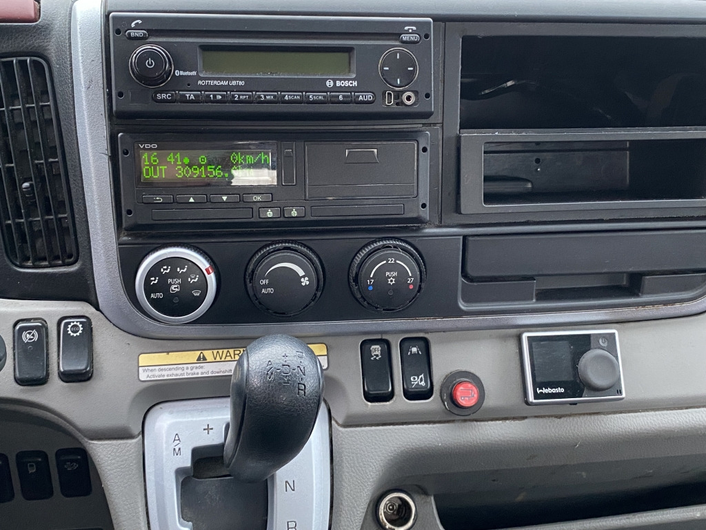 Mitsubishi Fuso Canter 9C18 5,8mEuro6d Klima GetriebeDefekt - משאית עם שלדת תא: תמונה 2 Mitsubishi Fuso Canter 9C18 5,8mEuro6d Klima GetriebeDefekt - משאית עם שלדת תא: תמונה 2