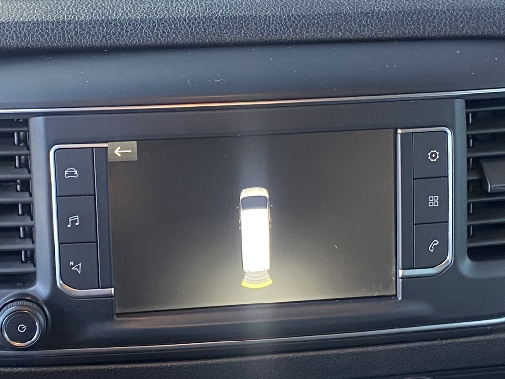 Opel Vivaro L3 Lang 8 Sitzer NAVI Designpaket Euro6d - מכונית: תמונה 4 Opel Vivaro L3 Lang 8 Sitzer NAVI Designpaket Euro6d - מכונית: תמונה 4