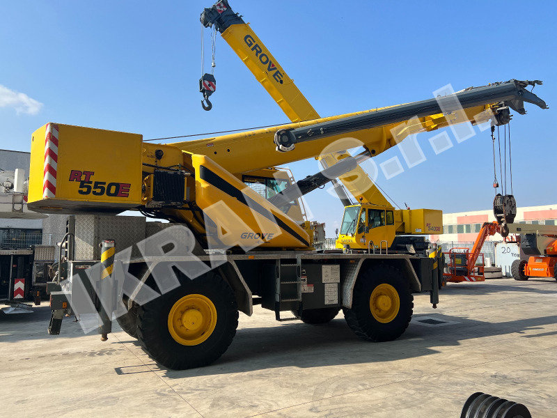 Grove RT550E - עגורן שטח מחוספס: תמונה 2 Grove RT550E - עגורן שטח מחוספס: תמונה 2