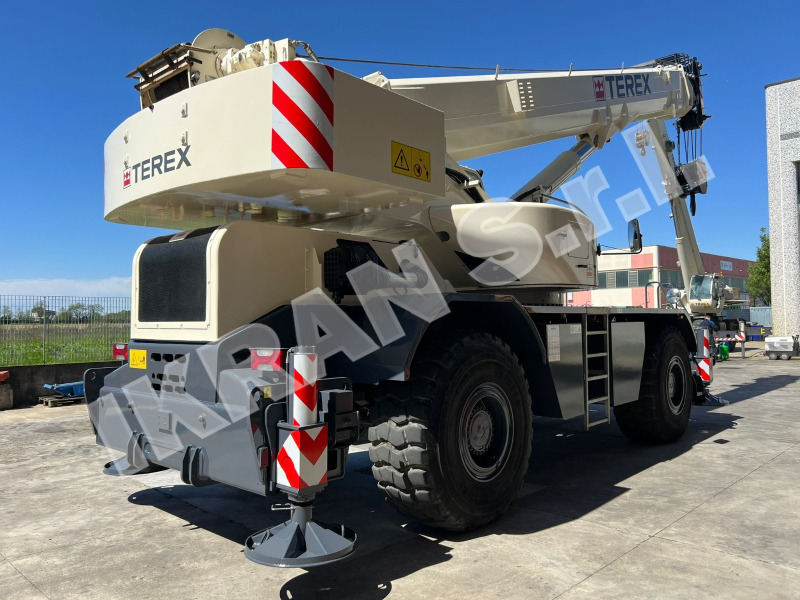 Terex Quadstar 1075L - עגורן שטח מחוספס: תמונה 3 Terex Quadstar 1075L - עגורן שטח מחוספס: תמונה 3