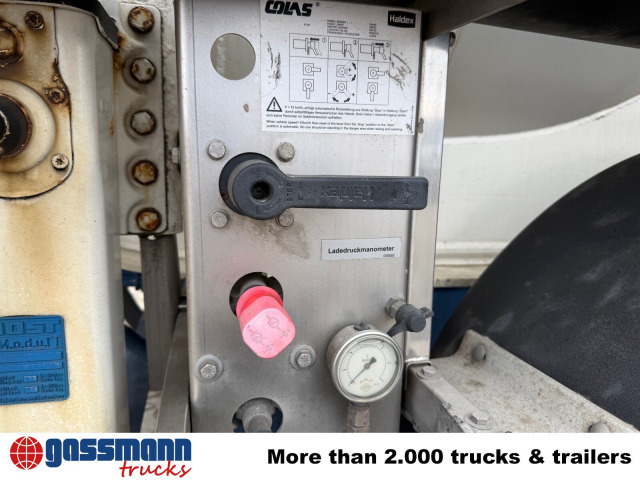 Feldbinder EUT 38.3-3, Liftachse, 3 Kammern, ca. 38.000l - סמיטריילר Silo: תמונה 4 Feldbinder EUT 38.3-3, Liftachse, 3 Kammern, ca. 38.000l - סמיטריילר Silo: תמונה 4