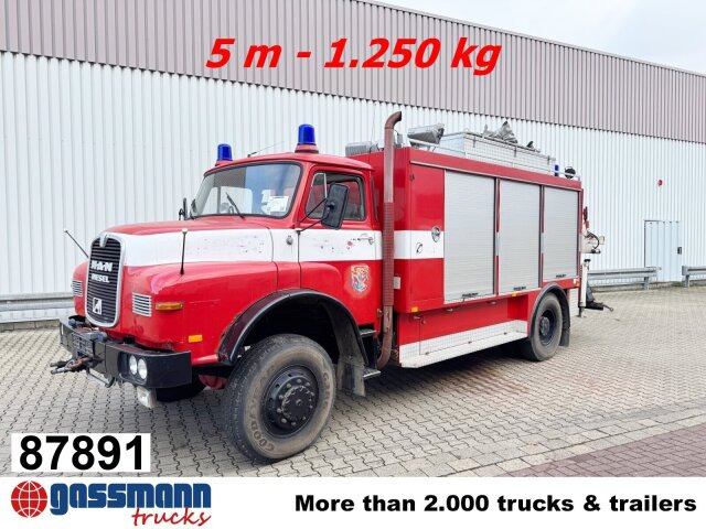 MAN 16.168 HAK 4x4, Seilwinde, Heckkran Hiab 650/1 - אמבולנס: תמונה 1 MAN 16.168 HAK 4x4, Seilwinde, Heckkran Hiab 650/1 - אמבולנס: תמונה 1