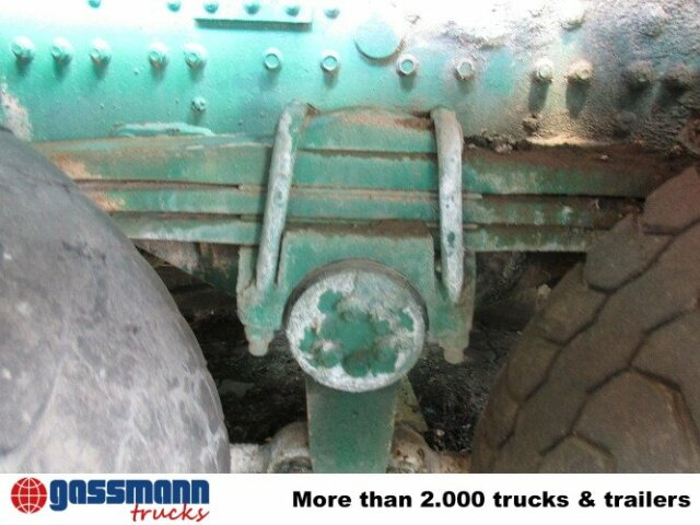 MAN 33.292 8x4 BB, 6-Zylinder - משאית משאבת מערבל: תמונה 3 MAN 33.292 8x4 BB, 6-Zylinder - משאית משאבת מערבל: תמונה 3