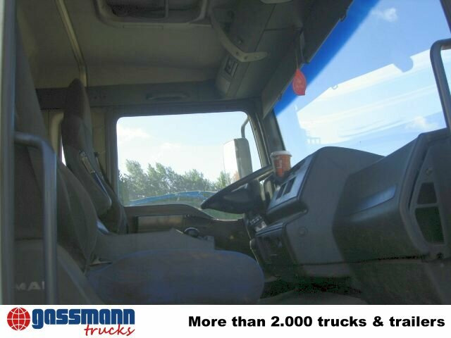 MAN TGA 26.413 BB 6x4 Kran Heckkran Jonsered 1020 - משאית עץ, משאית מנוף: תמונה 2 MAN TGA 26.413 BB 6x4 Kran Heckkran Jonsered 1020 - משאית עץ, משאית מנוף: תמונה 2