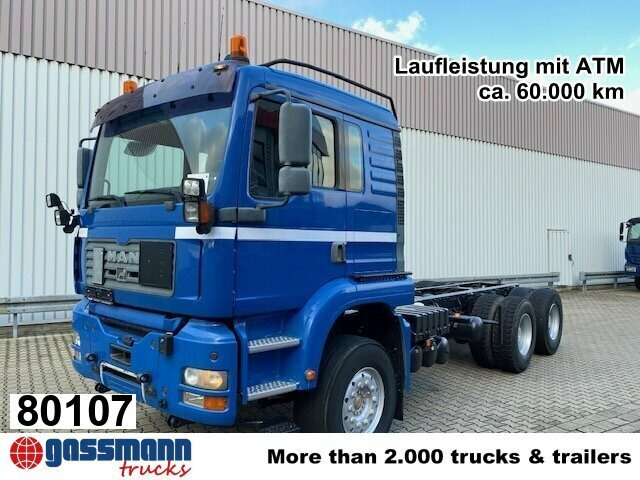MAN TGA 26.480 6x4 FDLK, Winterdienstausstattung - משאית עם שלדת תא: תמונה 1 MAN TGA 26.480 6x4 FDLK, Winterdienstausstattung - משאית עם שלדת תא: תמונה 1
