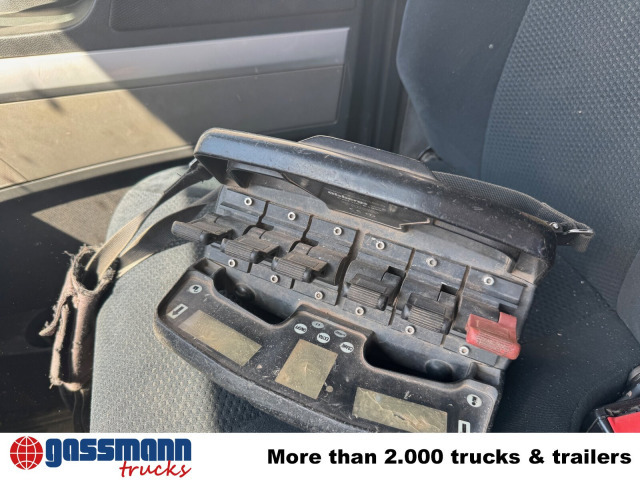 MAN TGS 26.360 6x2-4 BL, 2-Seiten-Kipper, Heckkran - מזהיר, משאית מנוף: תמונה 3 MAN TGS 26.360 6x2-4 BL, 2-Seiten-Kipper, Heckkran - מזהיר, משאית מנוף: תמונה 3