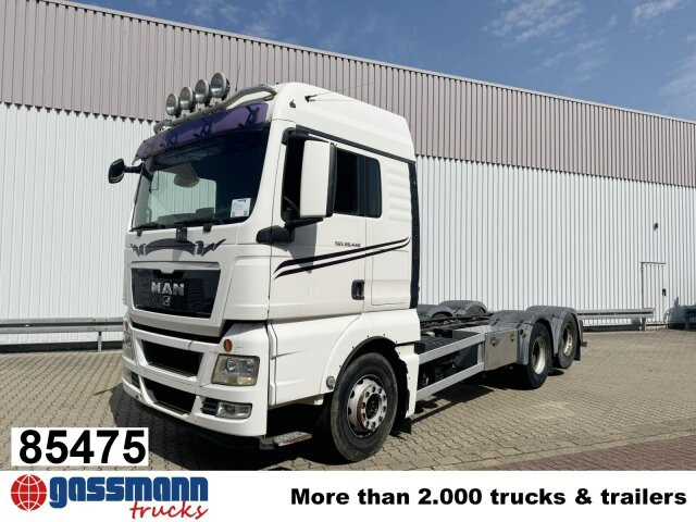 MAN TGX 28.440 6X2-2 BL, Liftachse, Motorabtrieb - משאית עם שלדת תא: תמונה 1 MAN TGX 28.440 6X2-2 BL, Liftachse, Motorabtrieb - משאית עם שלדת תא: תמונה 1
