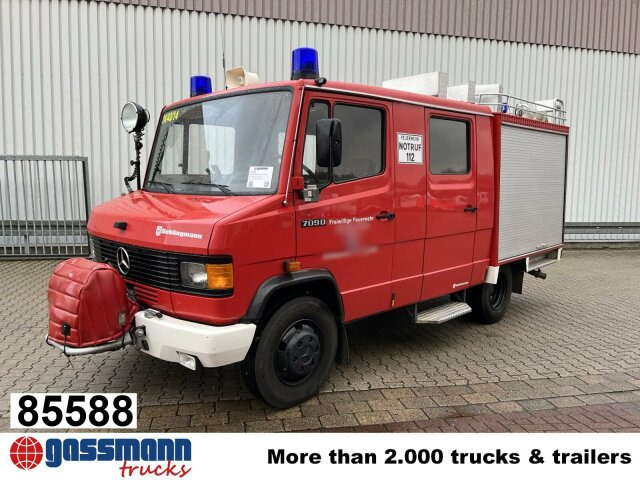 Mercedes-Benz 709 D 4x2 Doka, LF 8 - משאית אש: תמונה 1 Mercedes-Benz 709 D 4x2 Doka, LF 8 - משאית אש: תמונה 1