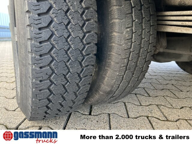 Mercedes-Benz 711 D-KA 4x2, Standklima, 11-Sitze, 2 x on stock - מיניבוס, כלי רכב מסחרי לנוסעים: תמונה 3 Mercedes-Benz 711 D-KA 4x2, Standklima, 11-Sitze, 2 x on stock - מיניבוס, כלי רכב מסחרי לנוסעים: תמונה 3