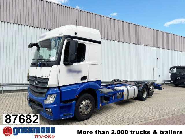 Mercedes-Benz Actros 2540 L 6x2, Retarder, Liftachse, - משאית עם שלדת תא: תמונה 1 Mercedes-Benz Actros 2540 L 6x2, Retarder, Liftachse, - משאית עם שלדת תא: תמונה 1