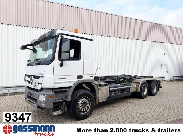 Mercedes-Benz Actros 2644 L 6x4 - משאית עם שלדת תא: תמונה 1 Mercedes-Benz Actros 2644 L 6x4 - משאית עם שלדת תא: תמונה 1