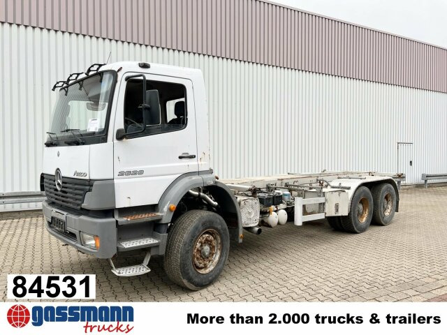 Mercedes-Benz Atego 2628 K 6x4, 6-Zylinder - מוביל מכולות/ משאית החלפת גוף: תמונה 1 Mercedes-Benz Atego 2628 K 6x4, 6-Zylinder - מוביל מכולות/ משאית החלפת גוף: תמונה 1