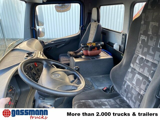 Mercedes-Benz Axor 1828 L 4x2 mit Kran Palfinger PK 9501, Funk - משאית צד נופל/ שטוחה, משאית מנוף: תמונה 5 Mercedes-Benz Axor 1828 L 4x2 mit Kran Palfinger PK 9501, Funk - משאית צד נופל/ שטוחה, משאית מנוף: תמונה 5