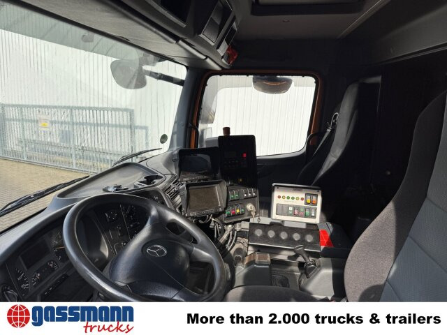 Mercedes-Benz Axor 1829 4x2, Zweiweg Z200, Kehrmaschine Faun - מטאטא כבישים: תמונה 5 Mercedes-Benz Axor 1829 4x2, Zweiweg Z200, Kehrmaschine Faun - מטאטא כבישים: תמונה 5