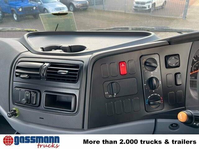 Mercedes-Benz Axor 2633 K 6x4 RHD - משאית עם שלדת תא: תמונה 4 Mercedes-Benz Axor 2633 K 6x4 RHD - משאית עם שלדת תא: תמונה 4