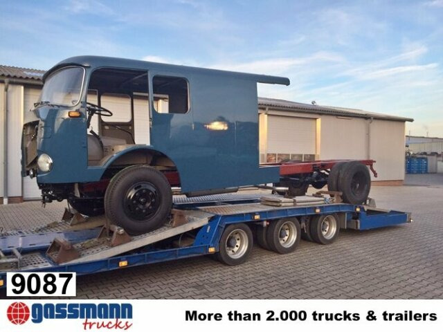 Mercedes-Benz LP710/32, Autotransporter - משאית הובלה אוטומטית: תמונה 1 Mercedes-Benz LP710/32, Autotransporter - משאית הובלה אוטומטית: תמונה 1