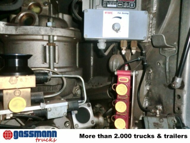 Mercedes-Benz SK 1824 L 4x2, Esterer Tankaufbau ca. 13.100l, 2 - משאית מכל: תמונה 3 Mercedes-Benz SK 1824 L 4x2, Esterer Tankaufbau ca. 13.100l, 2 - משאית מכל: תמונה 3