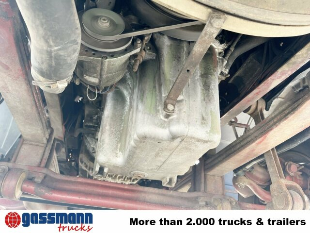 משאית תיבה Mercedes-Benz SK 2435 L 6x2, V8, Spülbohrwagen: תמונה 12 משאית תיבה Mercedes-Benz SK 2435 L 6x2, V8, Spülbohrwagen: תמונה 12