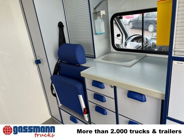 Mercedes-Benz Sprinter 313 CDI 4x2, Rettungswagen - כלי רכב מסחרי עם לוח: תמונה 3 Mercedes-Benz Sprinter 313 CDI 4x2, Rettungswagen - כלי רכב מסחרי עם לוח: תמונה 3
